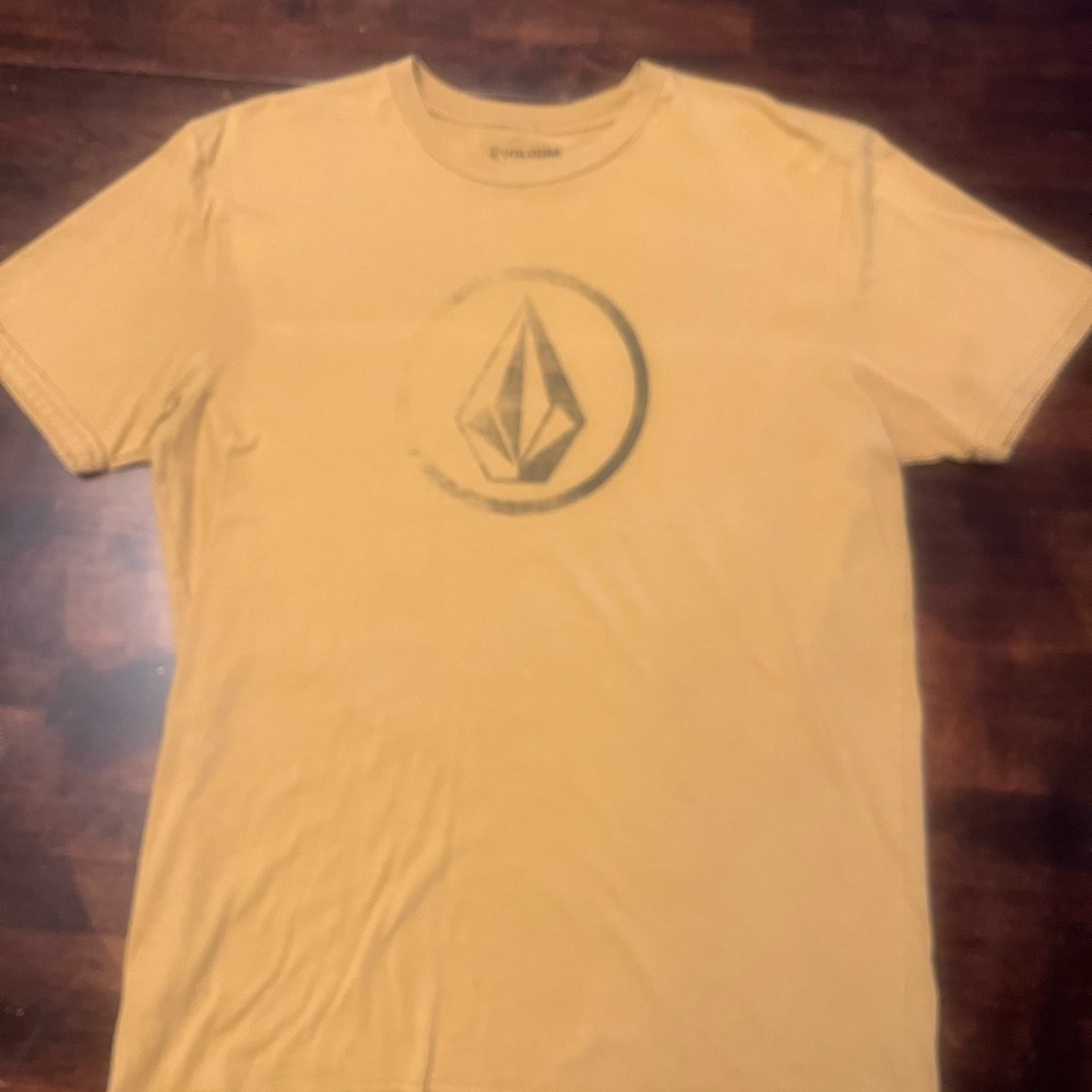 Men’s Volcom Lg.  T-Shirt